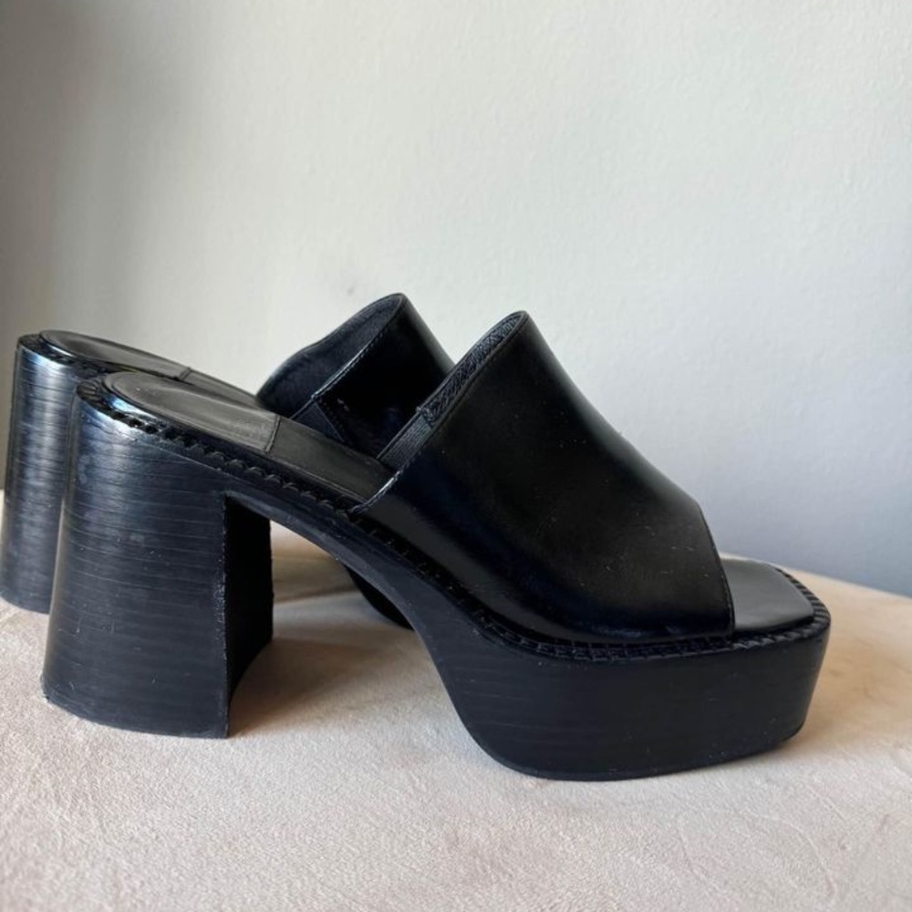 Jeffery Campbell Women's Concert Platform High Block Heel Slide Sandals